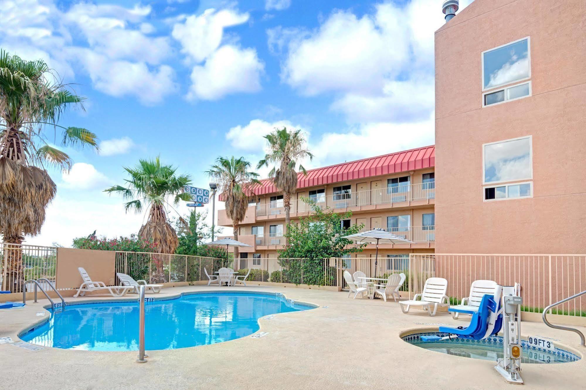 Inspira Hotel El Paso Exterior photo